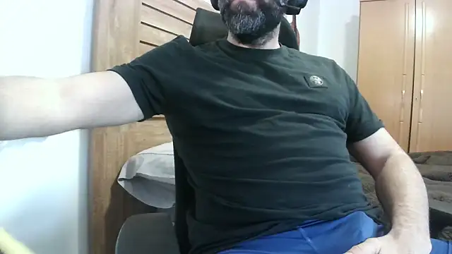 Snapshot of espartanobar chatting on 04.06.26 espartanobar online show from 04.06.26