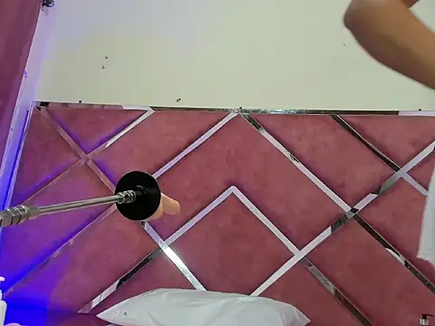 SofiaMendez1  online show from 04.05.26