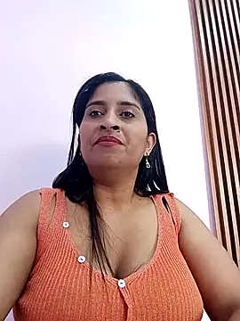 SofiaMendez1  online show from 04.25.26