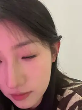 Snapshot of Mina_ovo chatting on 04.08.26 Mina ovo online show from 04.08.26