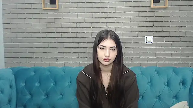 Snapshot of RebeccaMosc chatting on 04.04.26 RebeccaMosc online show from 04.04.26