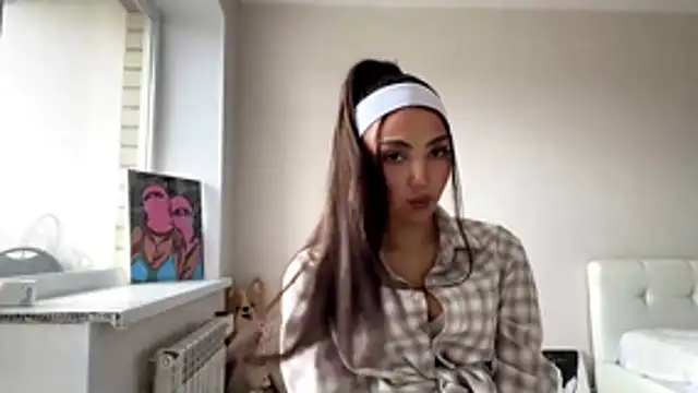 AlvinaMair online show from 04.27.26