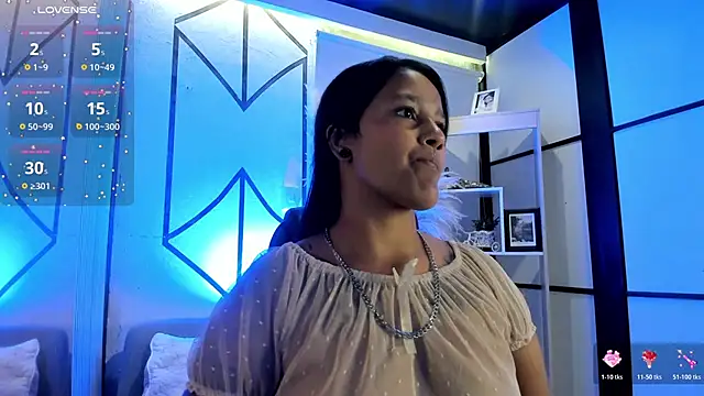 Snapshot of LexiAdamss chatting on 04.19.26 LexiAdamss online show from 04.19.26
