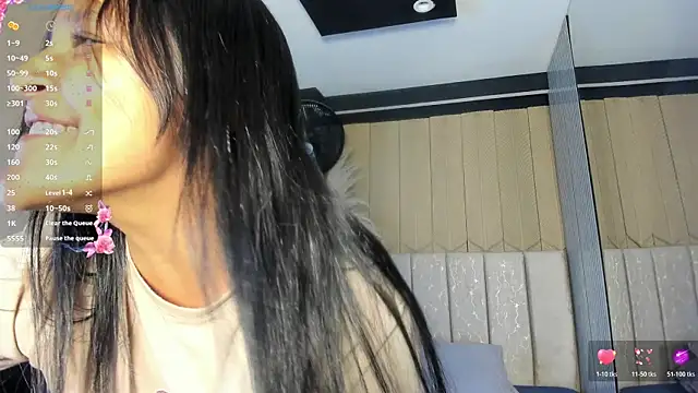LexiAdamss online show from 07.08.26