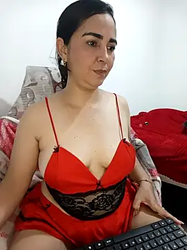 Emily Divi69 online show from 04.29.26
