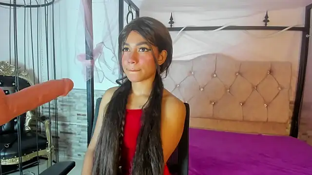Snapshot of candy-paris chatting on 04.25.26 candy-paris online show from 04.25.26