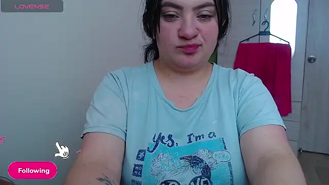 Snapshot of Demy_spicy chatting on 06.18.26 Demy spicy online show from 06.18.26