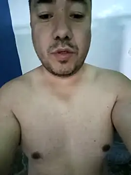 lobo caliente37 online show from 04.12.26