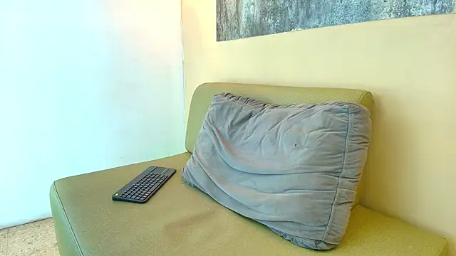 Snapshot of TROY_KIRK chatting on 04.08.26 TROY KIRK online show from 04.08.26