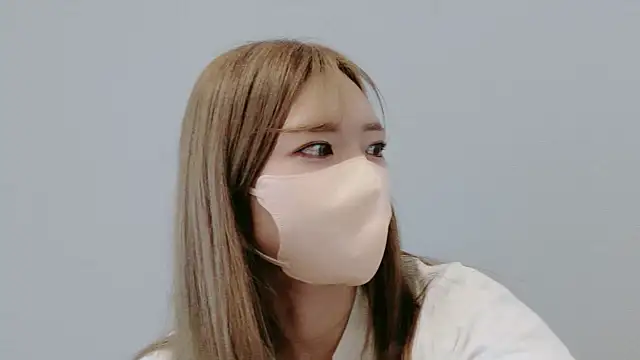 YUA 0425 online show from 07.30.26