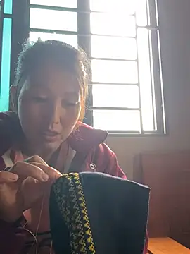 Huonglyna online show from 05.11.26