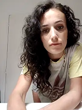 Snapshot of Lolaa92i chatting on 04.09.26 Lolaa92i online show from 04.09.26