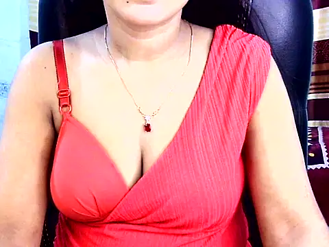 Noor Zarin online show from 04.21.26