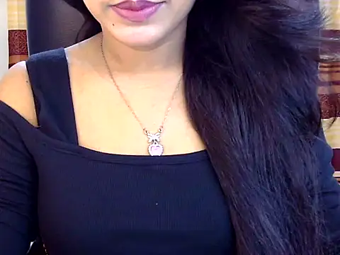 Noor Zarin online show from 04.26.26