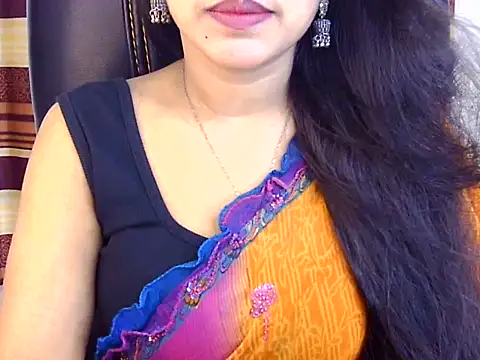 Noor Zarin online show from 04.28.26