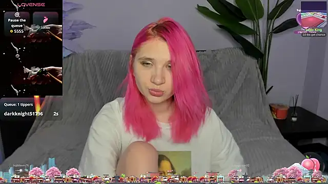 Kitty Blondie online show from 04.16.26