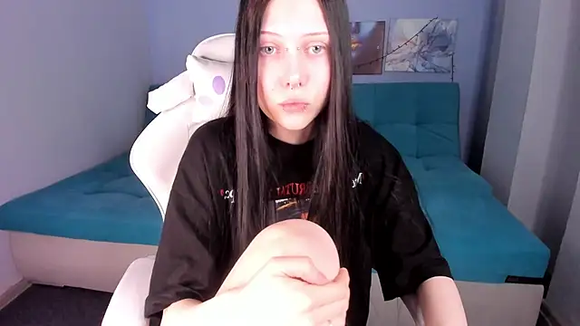 Snapshot of SugarBunny18 chatting on 05.22.26 SugarBunny18 online show from 05.22.26
