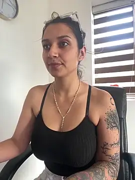 Isabella varella- online show from 04.28.26