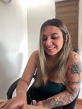 Isabella varella- online show from 05.06.26