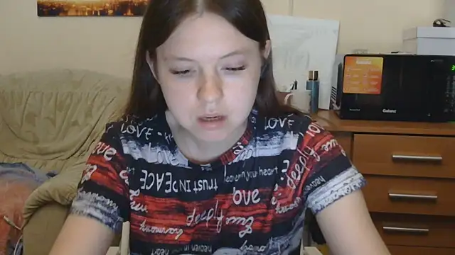 Snapshot of JessicaHolland1 chatting on 06.11.26 JessicaHolland1 online show from 06.11.26
