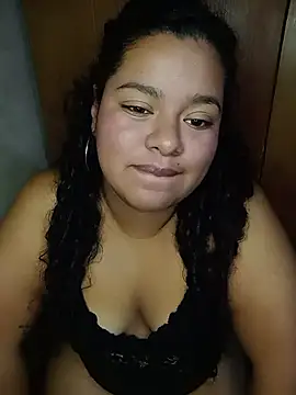 Snapshot of Curlysexy22 chatting on 04.07.26 Curlysexy22 online show from 04.07.26