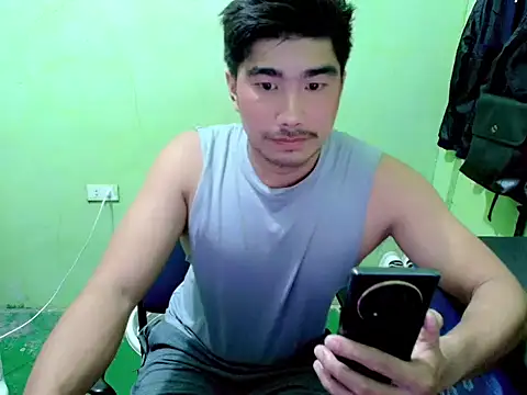 Hunkfireman online show from 04.04.26