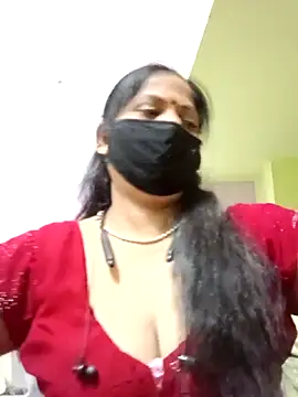 Snapshot of SEEMA_012 chatting on 05.27.26 SEEMA 012 online show from 05.27.26