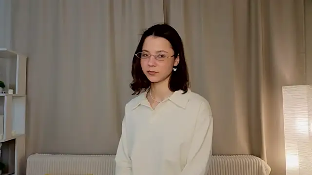 Snapshot of SheliaBinkley chatting on 04.11.26 SheliaBinkley online show from 04.11.26