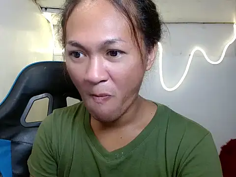 Snapshot of lixie_cumxx chatting on 04.03.26 lixie cumxx online show from 04.03.26