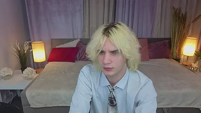 JameMilann online show from 05.25.26