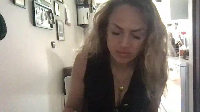 BlondSeduction online show from 04.08.26