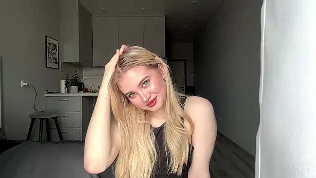 kirtova  online show from 04.22.26