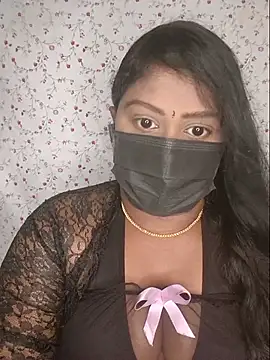 Romantic Woman online show from 06.19.26