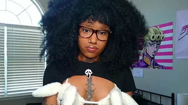 spookiebaddie online show from 04.15.26