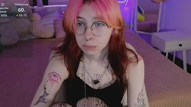 Alice Nyx online show from 05.17.26