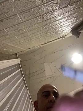 tubeton online show from 04.23.26