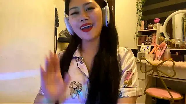 GlindaDejardin online show from 04.28.26