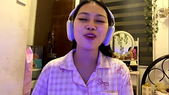 GlindaDejardin online show from 05.14.26