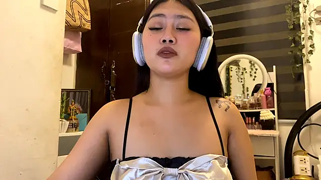 GlindaDejardin online show from 05.15.26