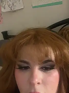 Livvybee online show from 05.15.26