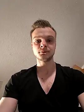 CuteDenno online show from 04.06.26