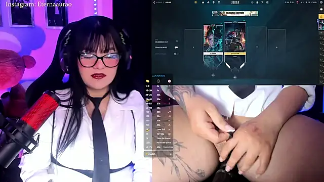 Snapshot of EternaAura_ chatting on 05.08.26 EternaAura online show from 05.08.26