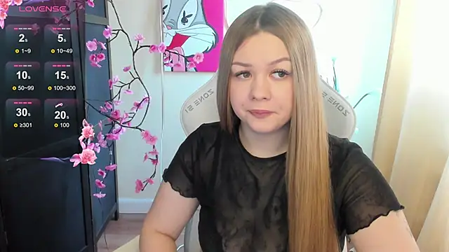 Snapshot of AmeliePeach chatting on 04.27.26 AmeliePeach online show from 04.27.26
