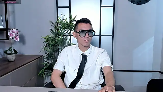 Dylan ross  online show from 04.09.26