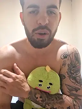 leoxxxgato online show from 04.09.26