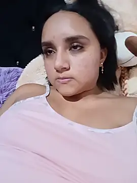 Snapshot of Valentina_Narvaez chatting on 06.17.26 Valentina Narvaez online show from 06.17.26