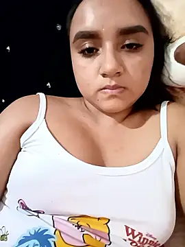 Snapshot of Valentina_Narvaez chatting on 06.22.26 Valentina Narvaez online show from 06.22.26