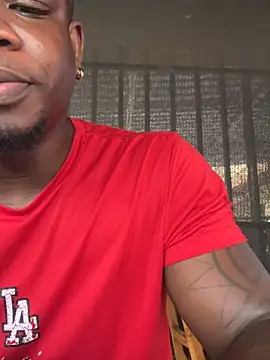 Snapshot of Felipehot26 chatting on 04.13.26 Felipehot26 online show from 04.13.26