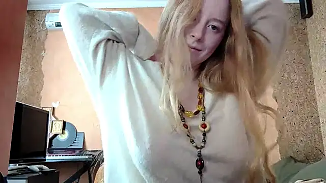 Snapshot of KateVibe_01 chatting on 04.06.26 KateVibe 01 online show from 04.06.26