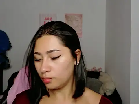Snapshot of EvelynLeen_ chatting on 06.26.26 EvelynLeen online show from 06.26.26